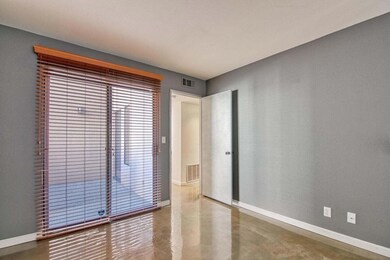 867 Village Square S, Palm Springs, CA 92262 - photo 4