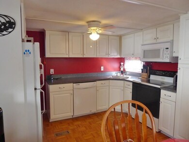 286 Newbury St unit 22, Peabody, MA 01960 - photo 5