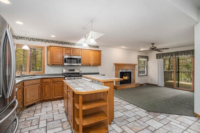 008_9460highlandview_14