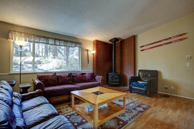 431 SW Blakely Court-3