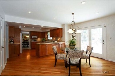 1341 Green Trails Dr, Naperville, IL 60540 - photo 5