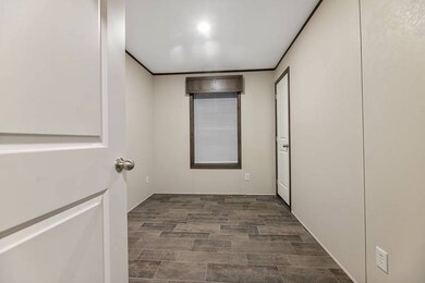 420 W Forest St, Belle Plaine, MN 56011 - photo 5