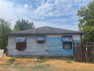 3520 Mount Pleasant St, Houston, TX 77021 - photo 3