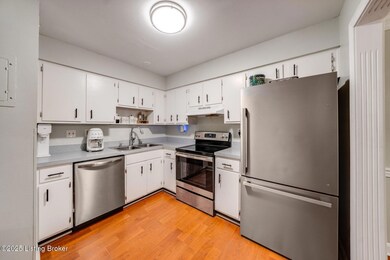 514 Logsdon Ct unit 514, Louisville, KY 40243 - photo 4