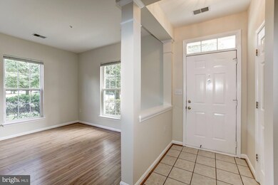 8735 Bright Meadow Ct, Odenton, MD 21113 - photo 4