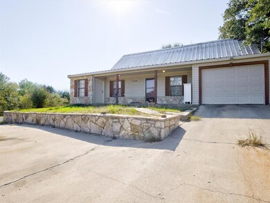 2514 White Oak Trail, Granbury, TX 76048 - photo 2