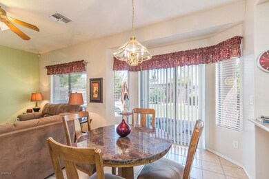 7) DINING AREA