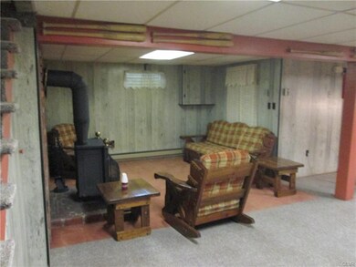 3743 Highland Rd, Schnecksville, PA 18078 - photo 4