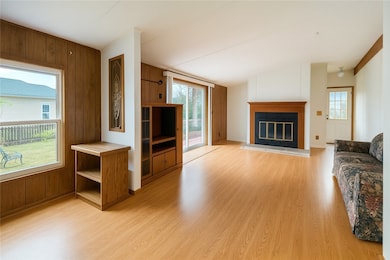 1308 N 10th St, Mattoon, IL 61938 - photo 2