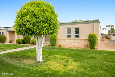 03_9918_W_Hawthorn_Dr__03_mls