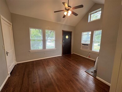 6301 Velasco Ave, Dallas, TX 75214 - photo 2