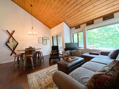 65 Clearbrook Rd unit 2, Lincoln, NH 03251 - photo 4