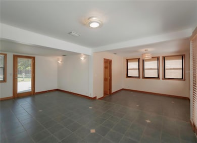 1420 Alhambra Way S, Saint Petersburg, FL 33705 - photo 5