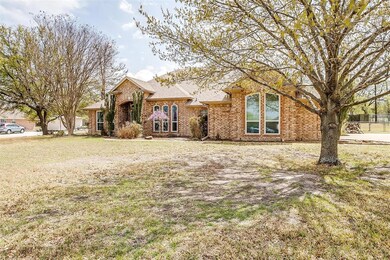 3118 Cimmarron Rd, Weatherford, TX 76087 - photo 2
