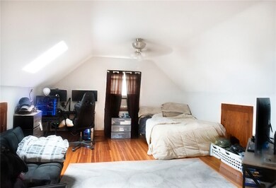 3rd floor bonus room