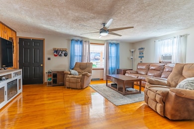 1552 Allisonia Rd, Allisonia, VA 24347 - photo 4