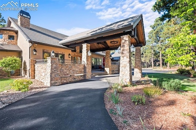 Giant portico welcome to front of house