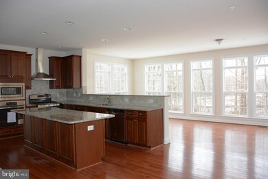 7344 Tottenham Dr, White Plains, MD 20695 - photo 7