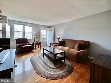 823 Surrey Ln, Glenolden, PA 19036 - photo 5