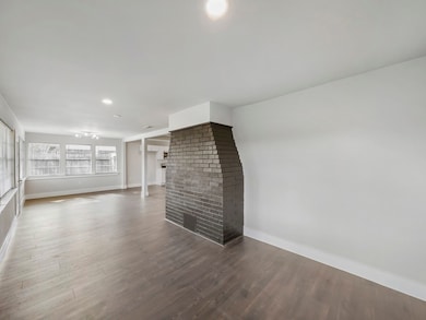 1905 Adams St, Alvin, TX 77511 - photo 7