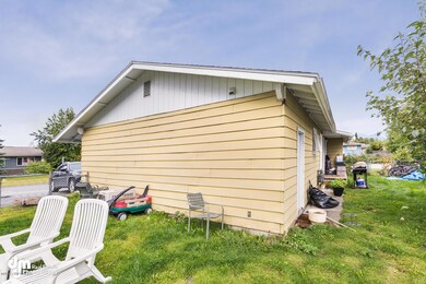 2300 Kently Ct Anchorage AK-large-019-8-