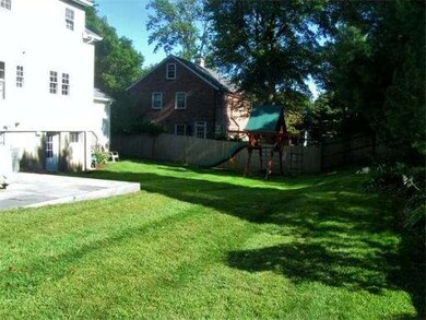 22 Shaw Rd, Wellesley Hills, MA 02481 - photo 6