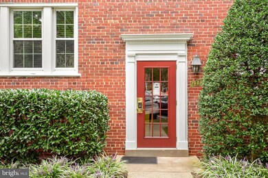 1901 N Rhodes St unit 46, Arlington, VA 22201 - photo 4