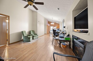 7009 Black Mountain Dr unit 277, Louisville, KY 40228 - photo 6