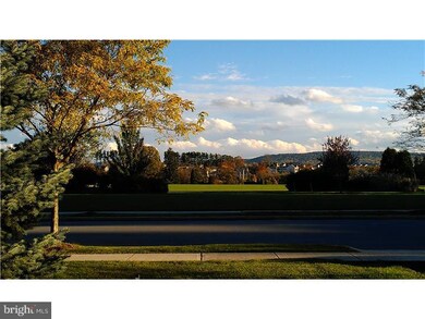 6089 Goor St, Macungie, PA 18062 - photo 2