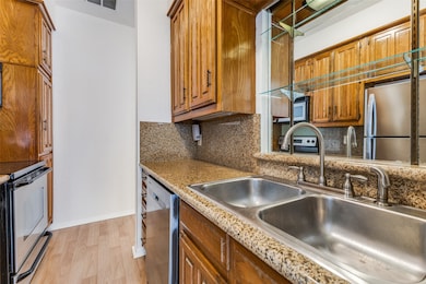 3909 Rawlins St unit 108, Dallas, TX 75219 - photo 5