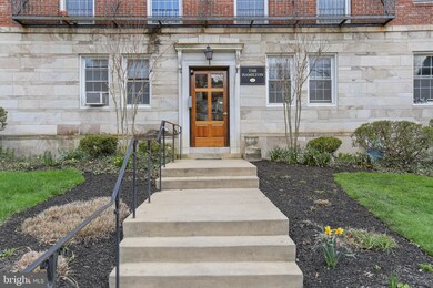 101 W 39th St, Baltimore, MD 21210 - photo 2