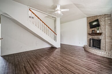 3103 Quail Run Dr, Alvin, TX 77511 - photo 6