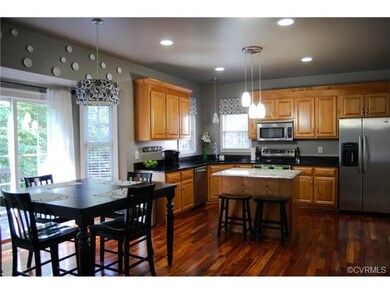 Updated kitchen with breakfast nook