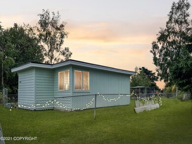 Large backyard too!