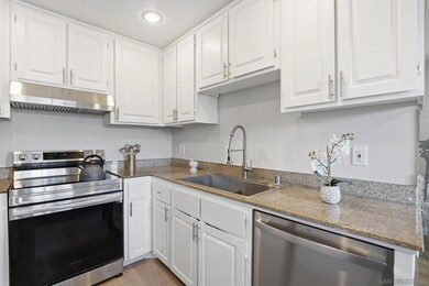 3557 Kenora Dr unit 31, Spring Valley, CA 91977 - photo 5