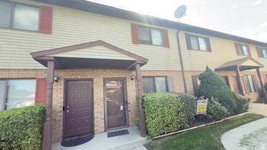 3693 S 1950 W unit 3, Salt Lake City, UT 84119 - photo 2