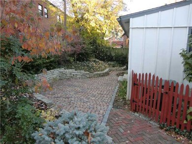 117 E Sycamore St unit 121, Columbus, OH 43206 - photo 5