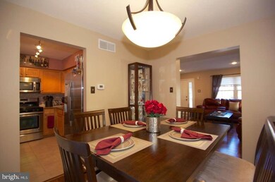 116 Westminster Ct, Harleysville, PA 19438 - photo 6