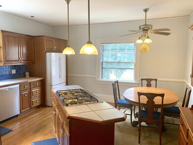 205 Davis Ave unit 2, Brookline, MA 02445 - photo 3