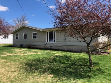 1205 NE 2nd St, Washington, IN 47501 - photo 5