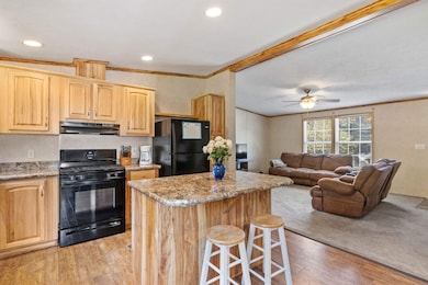 4 Cherry St, Belmont, NH 03220 - photo 2