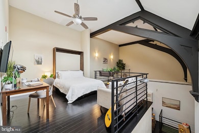 1722 Mount Vernon St unit 1, Philadelphia, PA 19130 - photo 4