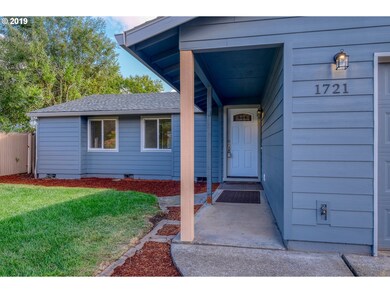 1721 Redwood Ct, Forest Grove, OR 97116 - photo 3