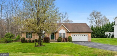 7960 Pebble Creek Ct, Waldorf, MD 20603 - photo 2