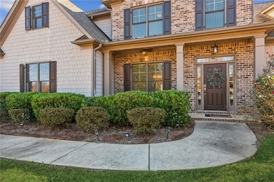 Doorway to property with a porch