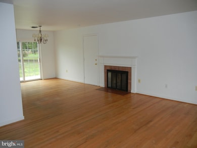 40637 Woodside Place, Leesburg, VA 20175 - photo 5