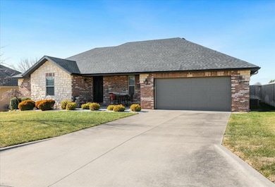 813 S Eastridge, Nixa, MO 65714 - photo 3
