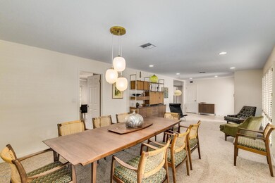 Dining/living room 2