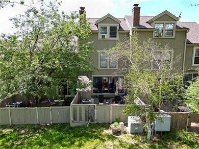 8135 Monrovia St, Lenexa, KS 66215 - photo 4