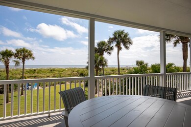 Gorgeous porch of family room